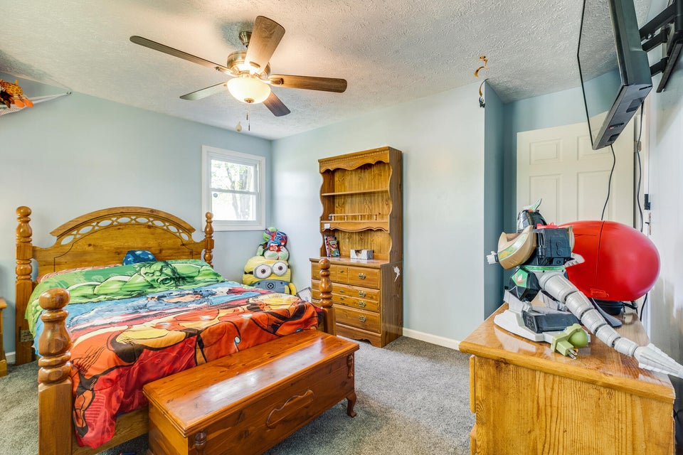 Photo #29: 812 Redwood Drive