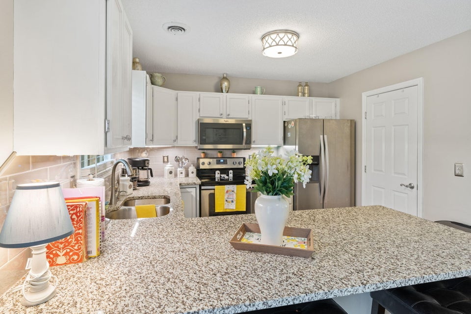 Photo #11: 263 Willowbend Place