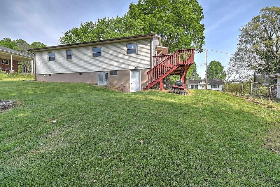 Photo #40: 108 Poplar Hill Extension