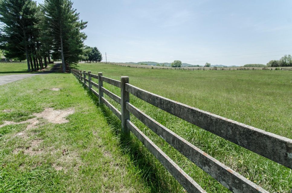 Photo #11: 438 Meadow Lark Lane