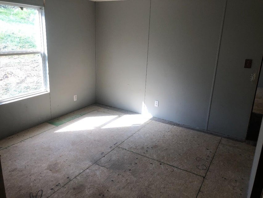 Photo #4: 480 Ridge Road