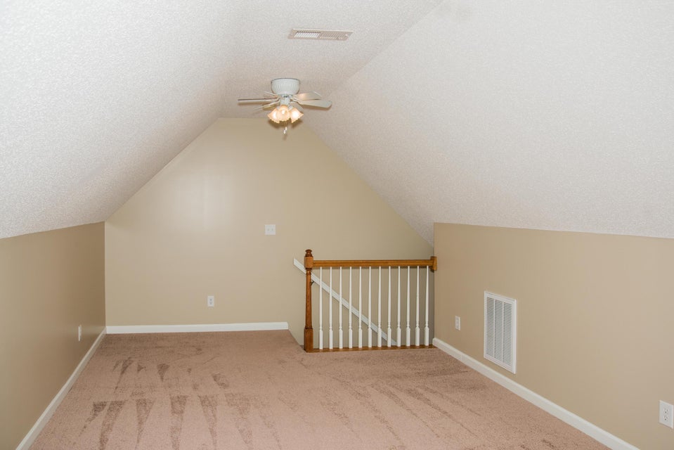 Photo #21: 105 Willow Ridge Drive