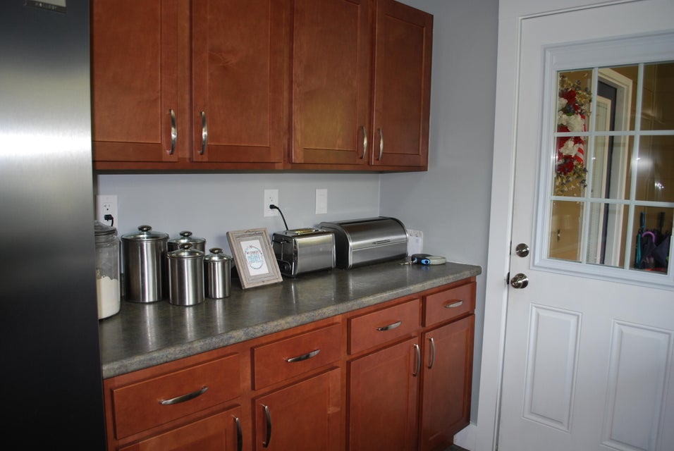 Photo #44: 116 Barker Avenue