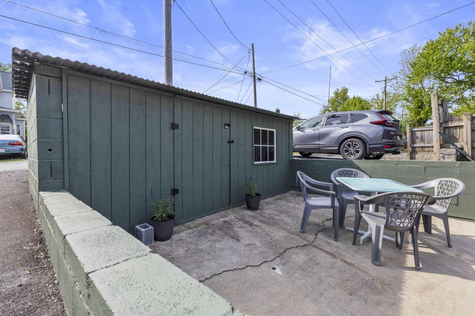 Photo #34: 608 Unaka Avenue