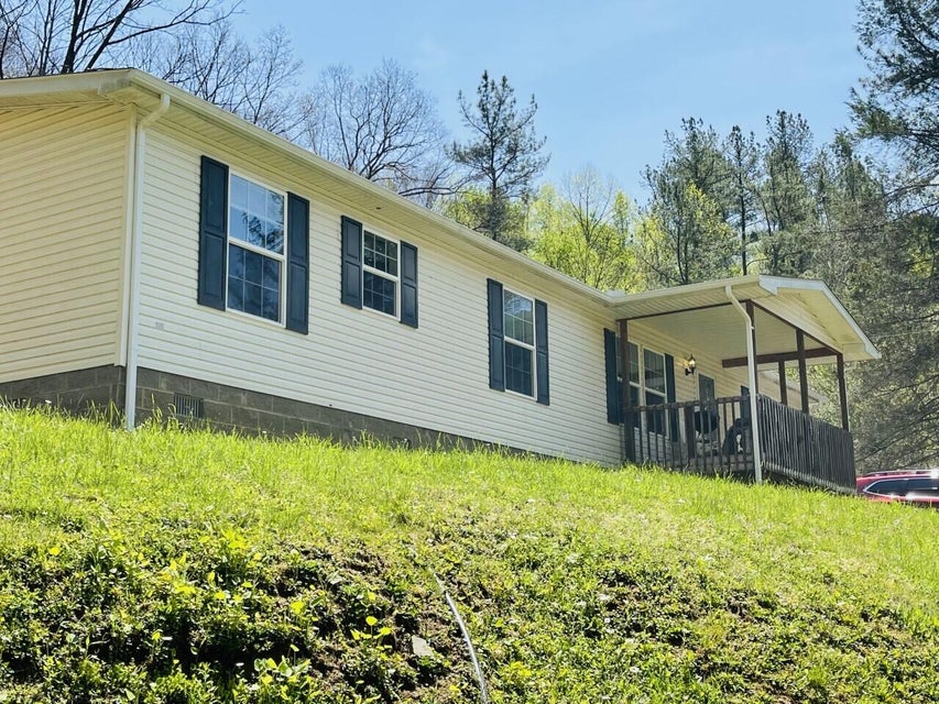 Photo #4: 303 Hibbits Farm Lane