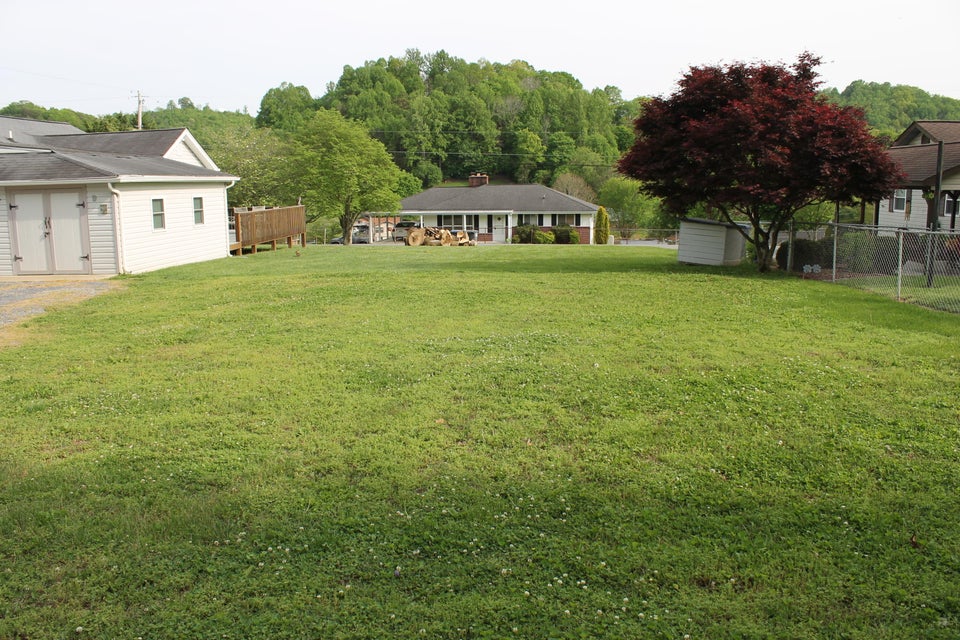 Photo #10: 601 Dickerson Street