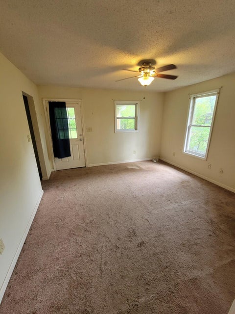 Photo #6: 1404 Fairview Avenue