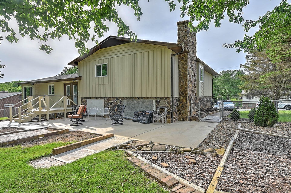 Photo #46: 4089 Spardale Street