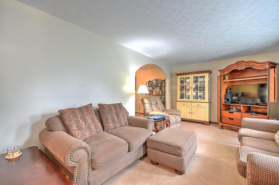Photo #6: 4089 Spardale Street