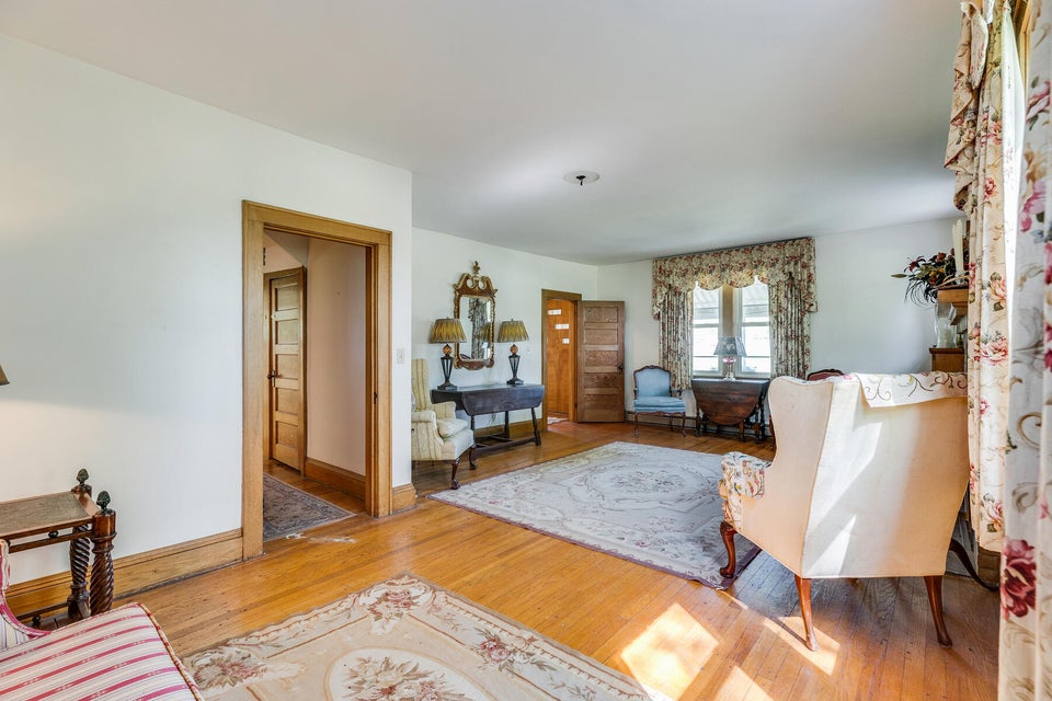 Photo #13: 24368 Maringo Road