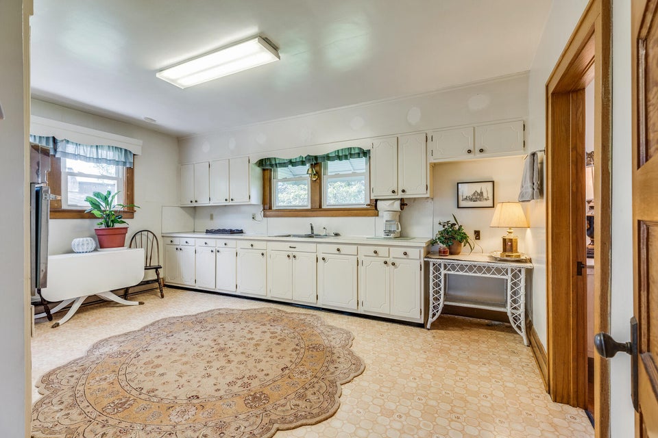 Photo #15: 24368 Maringo Road