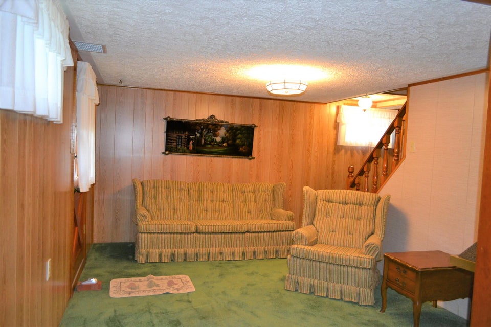 Photo #30: 52 Rose Drive