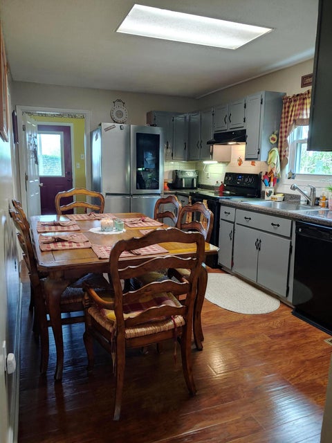 Photo #9: 132 4J Dairy Lane