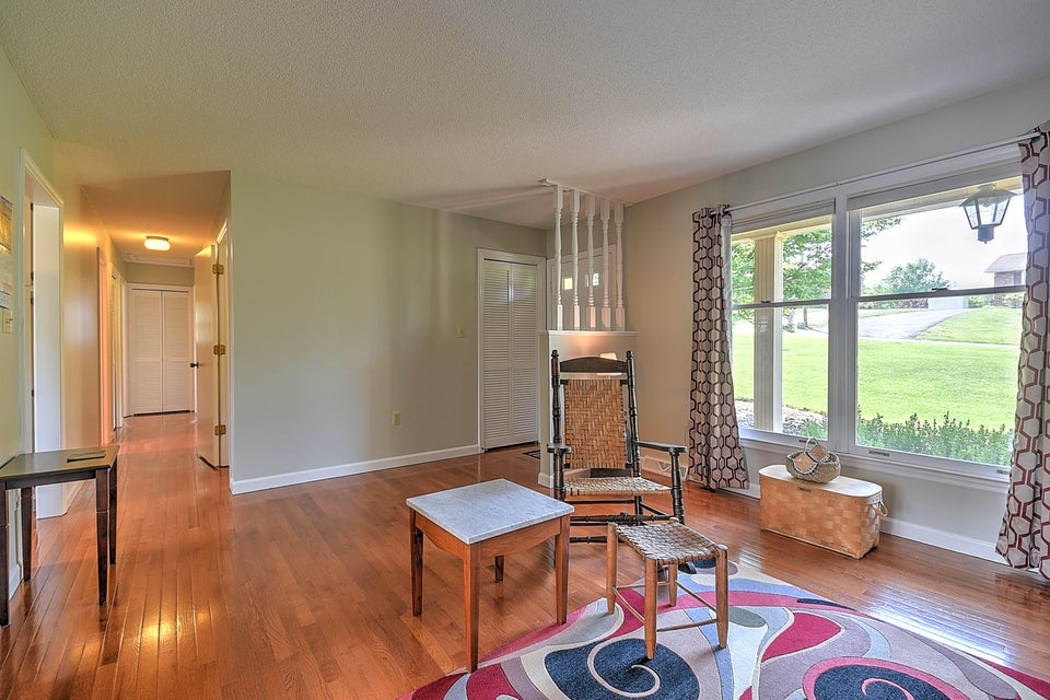 Photo #6: 415 Heritage Drive