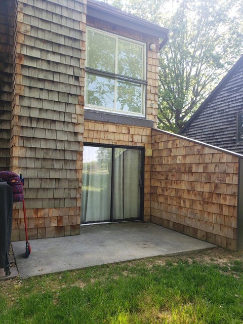 Photo #4: 115 Beechnut Street