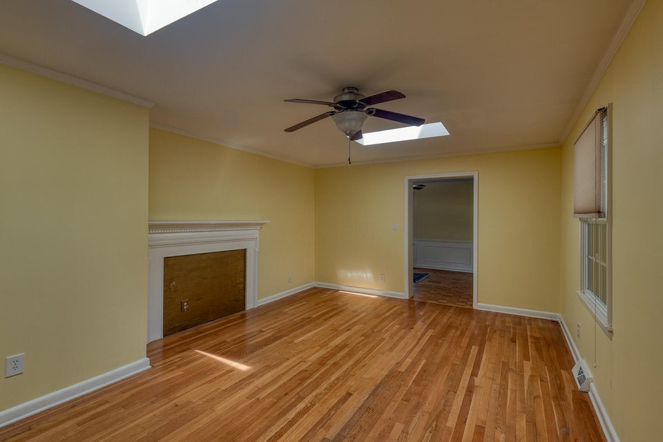 Photo #5: 1703 Woodland Avenue