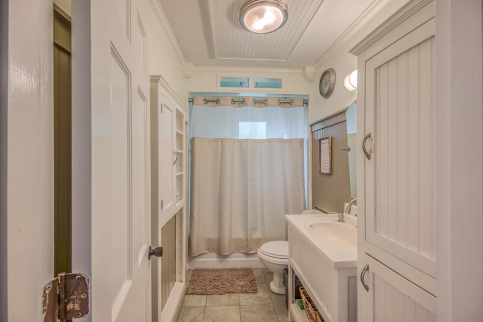 Photo #17: 4036 Lakota Place