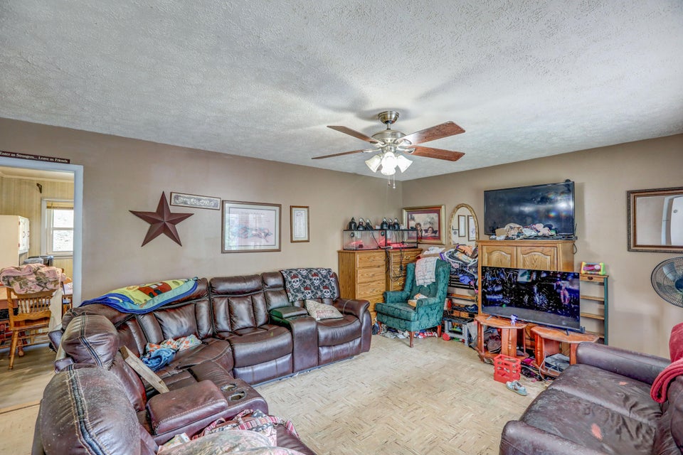Photo #7: 2133 Veda Drive