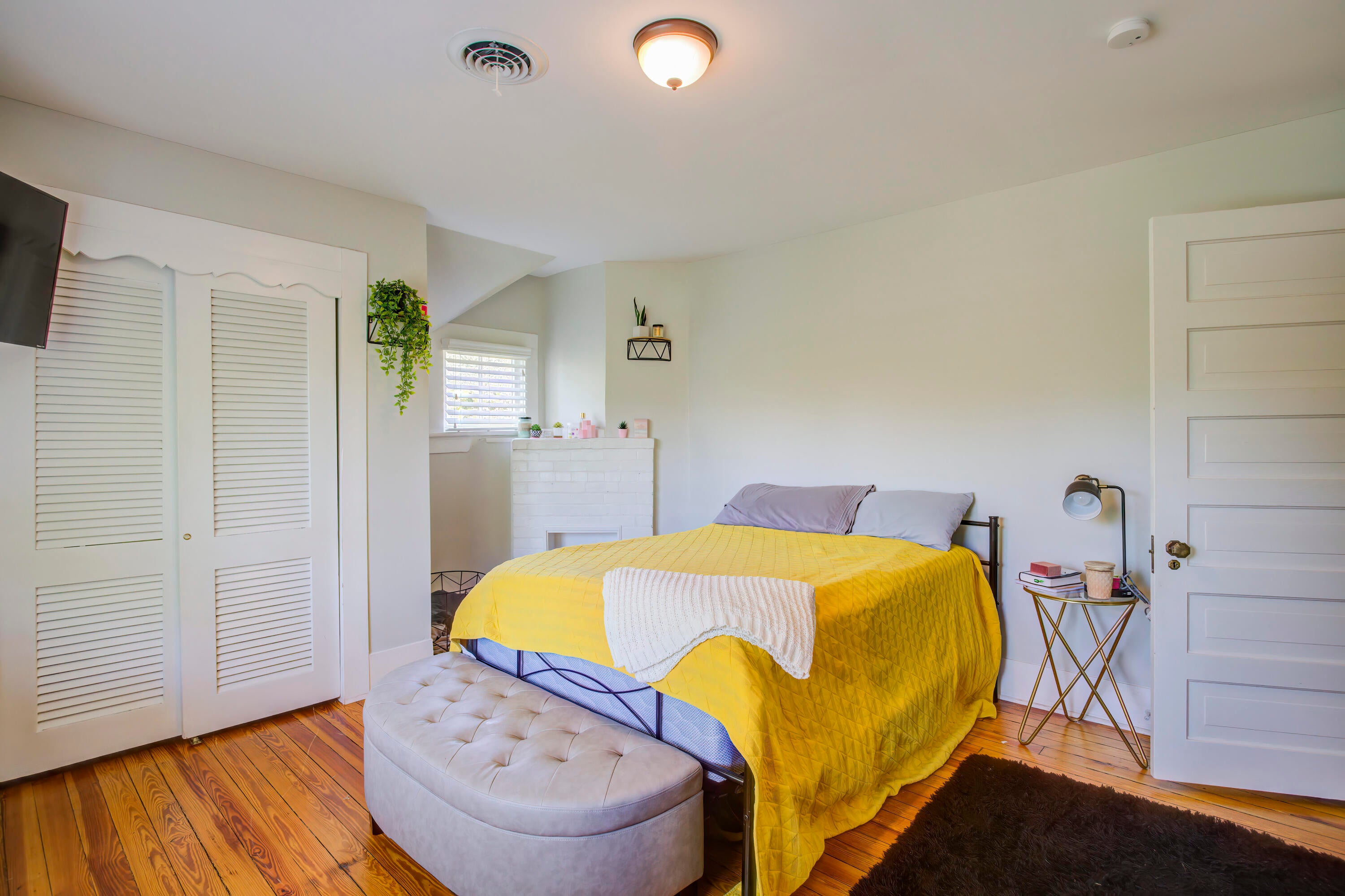Photo #25: 1002 Watauga Street