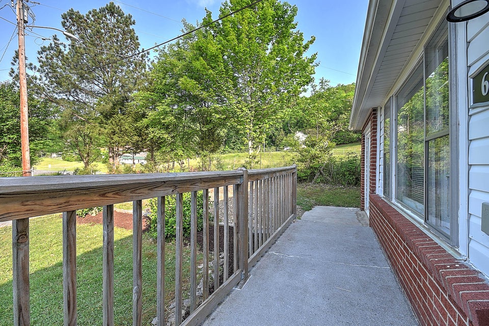 Photo #5: 610 Reno Street