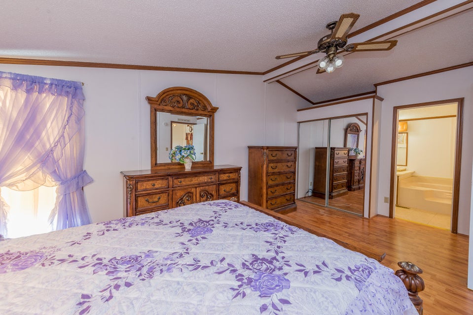 Photo #23: 320 Dearstone Pvt Drive