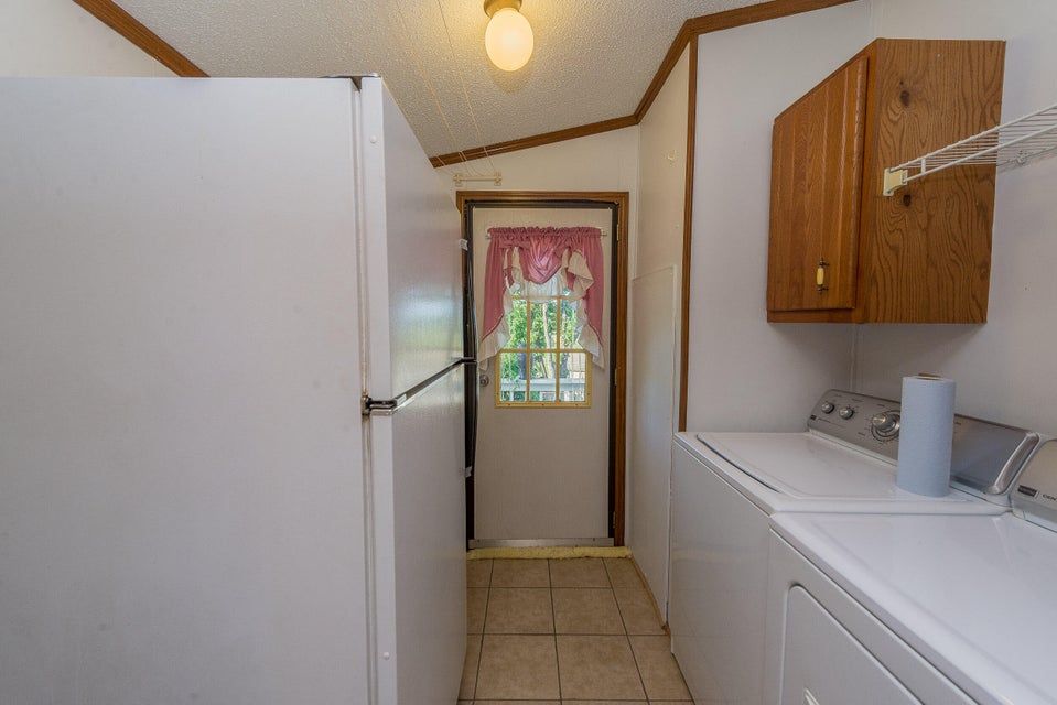 Photo #32: 320 Dearstone Pvt Drive