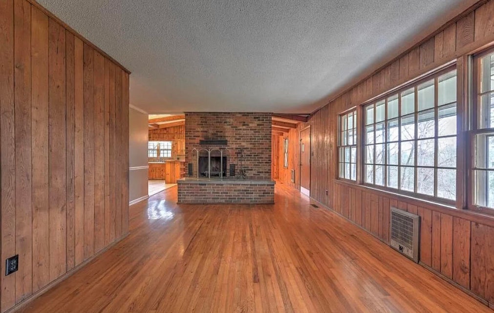 Photo #6: 904 Vance Drive