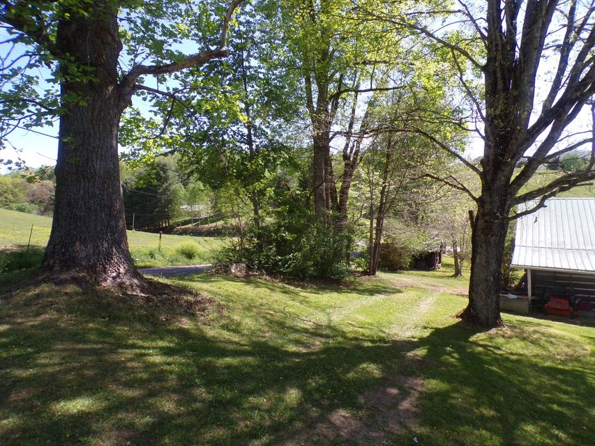 Photo #6: 2394 Johnson Hollow Road