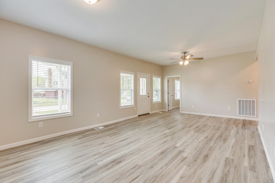 Photo #8: 1753 Virginia Avenue