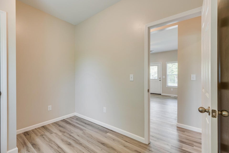 Photo #23: 1753 Virginia Avenue