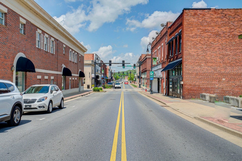 Photo #5: 214 Main Avenue