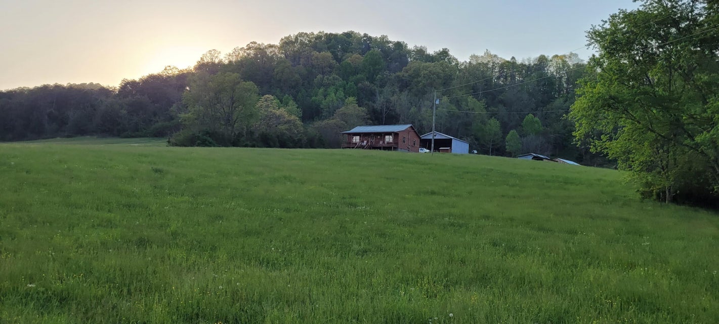 Photo #47: 118 Vaughn Road