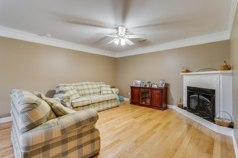 Photo #25: 4536 Palomino Drive