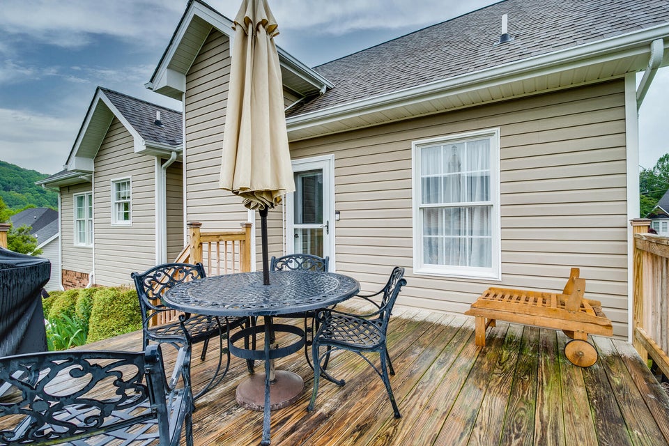 Photo #35: 4536 Palomino Drive
