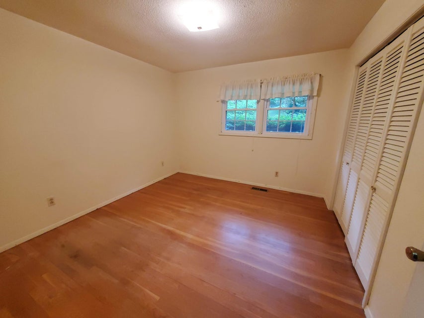 Photo #30: 1610 Woodridge Drive