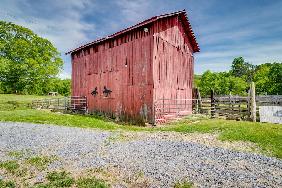 Photo #32: 1112 Mountain View Road