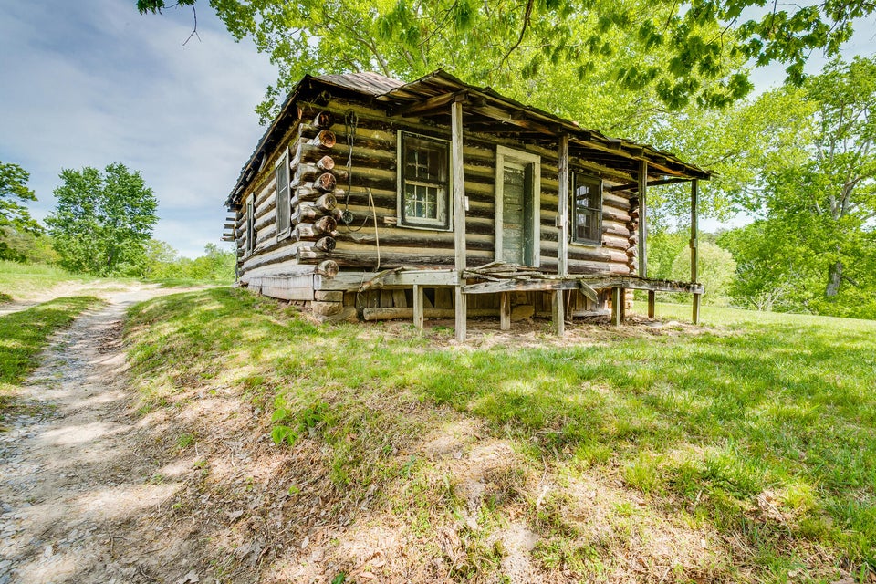 Photo #46: 1112 Mountain View Road