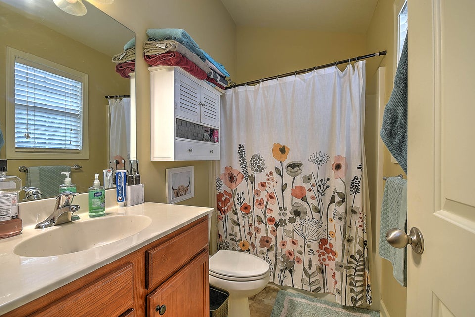 Photo #8: 617 Hazel Street