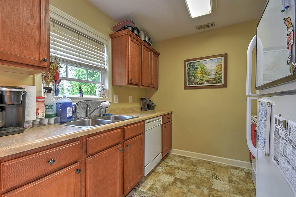 Photo #24: 617 Hazel Street
