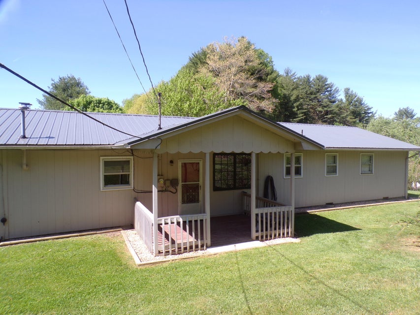 Photo #13: 596 Chestnut Drive