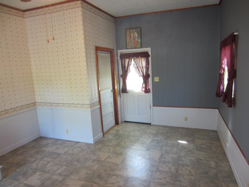 Photo #35: 128 Plainview Drive