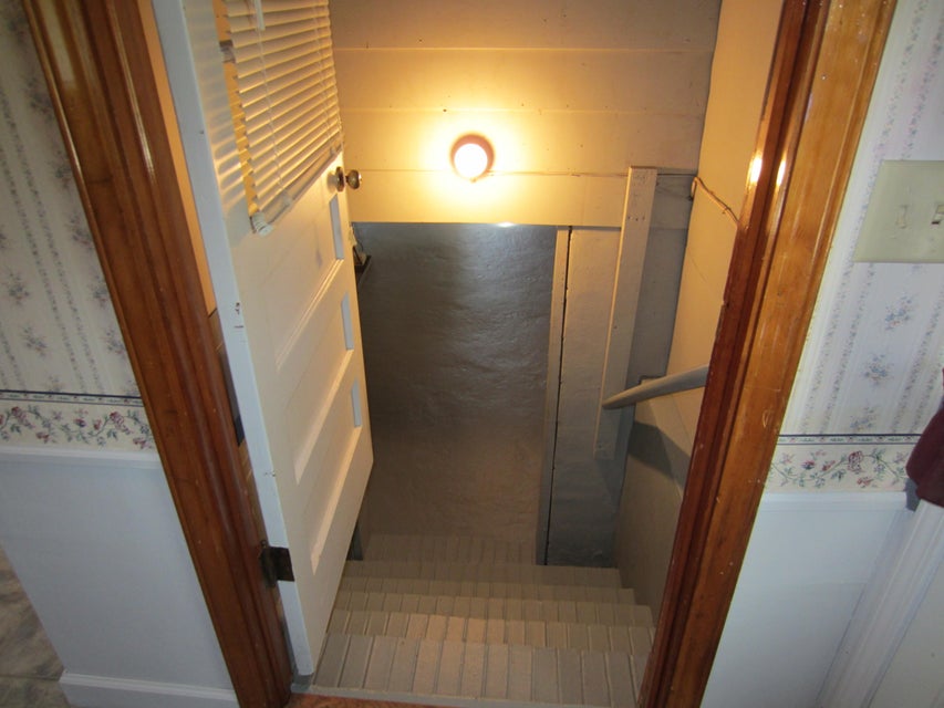 Photo #42: 128 Plainview Drive