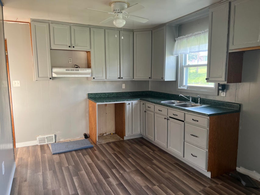 Photo #6: 34520 Fleet Road
