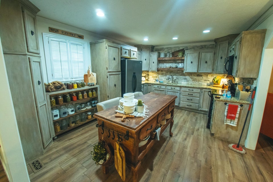 Photo #9: 190 Chartier Lane