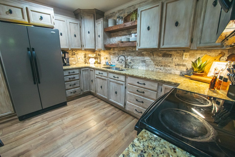 Photo #17: 190 Chartier Lane
