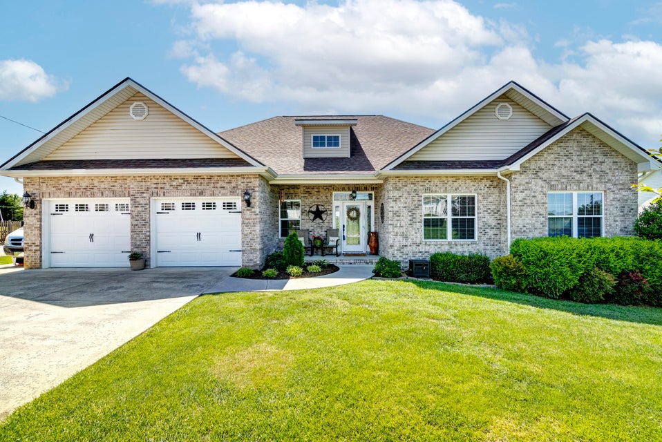 Photo #2: 129 Preakness Way