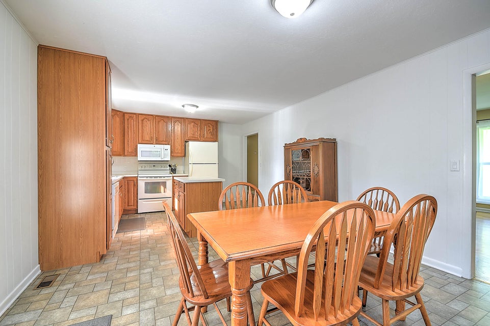 Photo #28: 2361 Woodridge Avenue