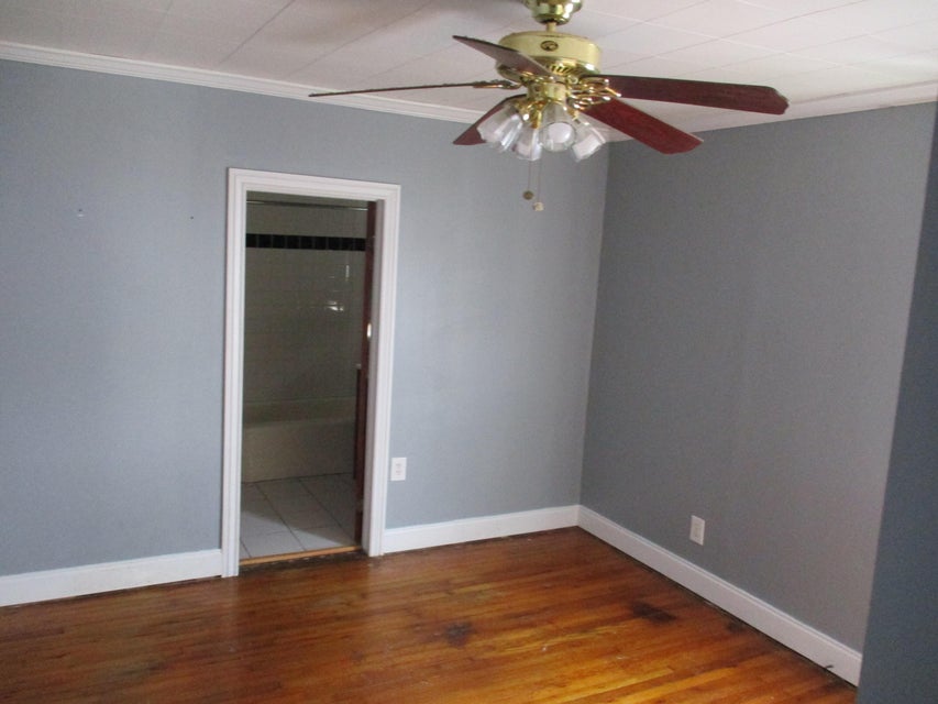 Photo #5: 112 Unaka Avenue