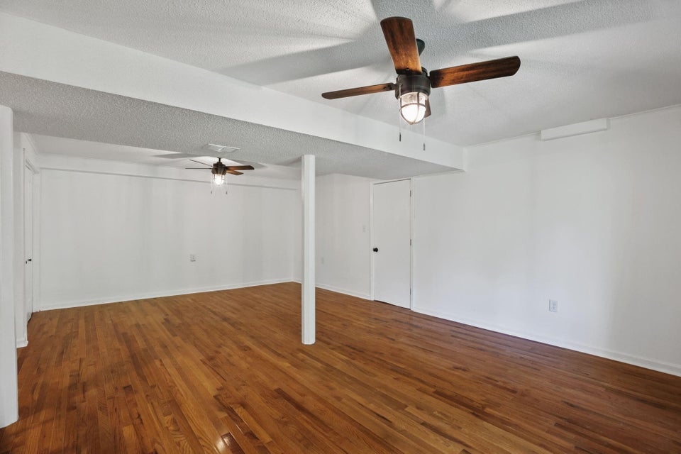 Photo #18: 158 Bellehaven Drive