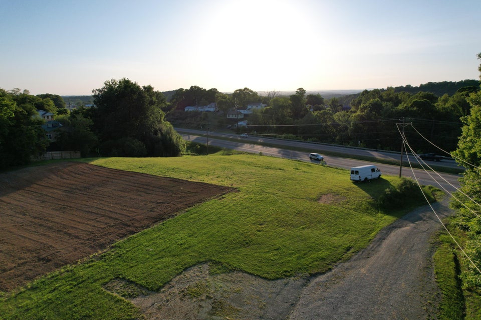 Photo #15: Lot 21 Andrew Johnson Highway